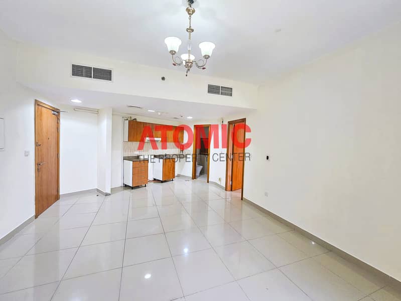 Open View, Bright Apartment, Open Kitchen - Image 8