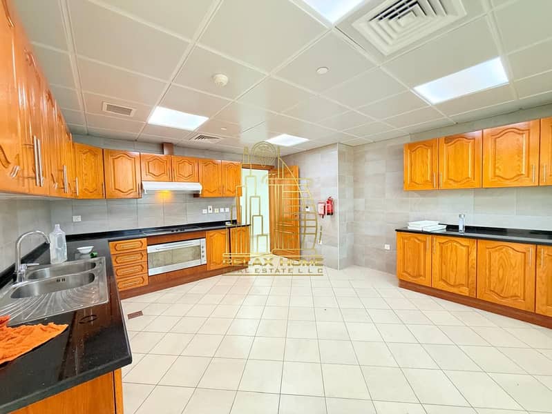 Spacious 2BHK | Chiller Free | Maid's Room | Book Now - Image 15