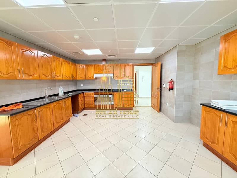 Spacious 2BHK | Chiller Free | Maid's Room | Book Now - Image 16