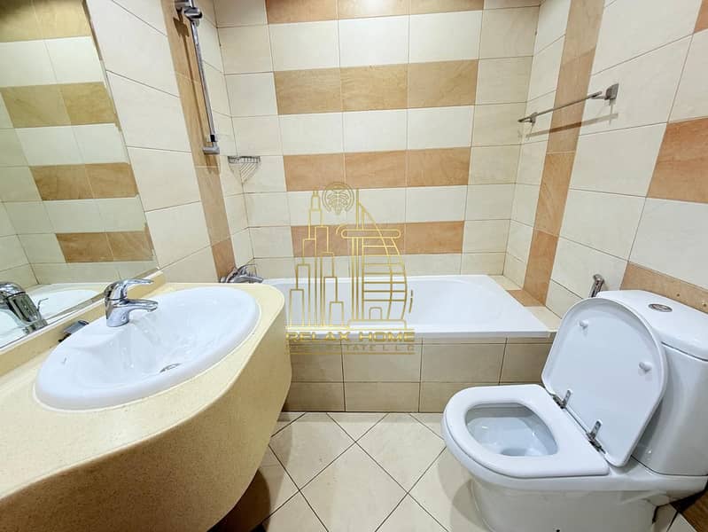 Spacious 2BHK | Chiller Free | Maid's Room | Book Now - Image 25