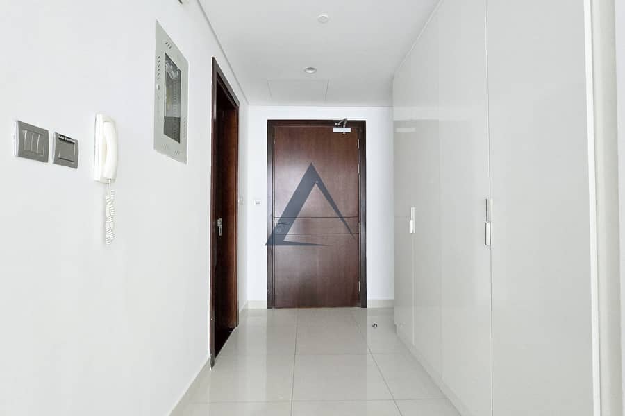 Spacious Sudio | Vacant | 12 Cheques - Image 8