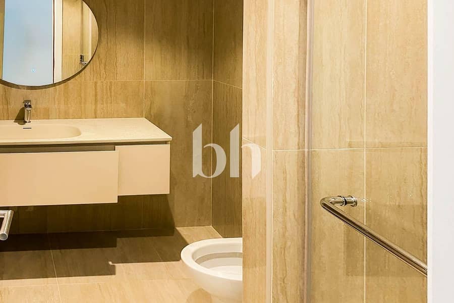 Luxury 5 Bed Villa at Palma Residence, Beach Front - Image 10