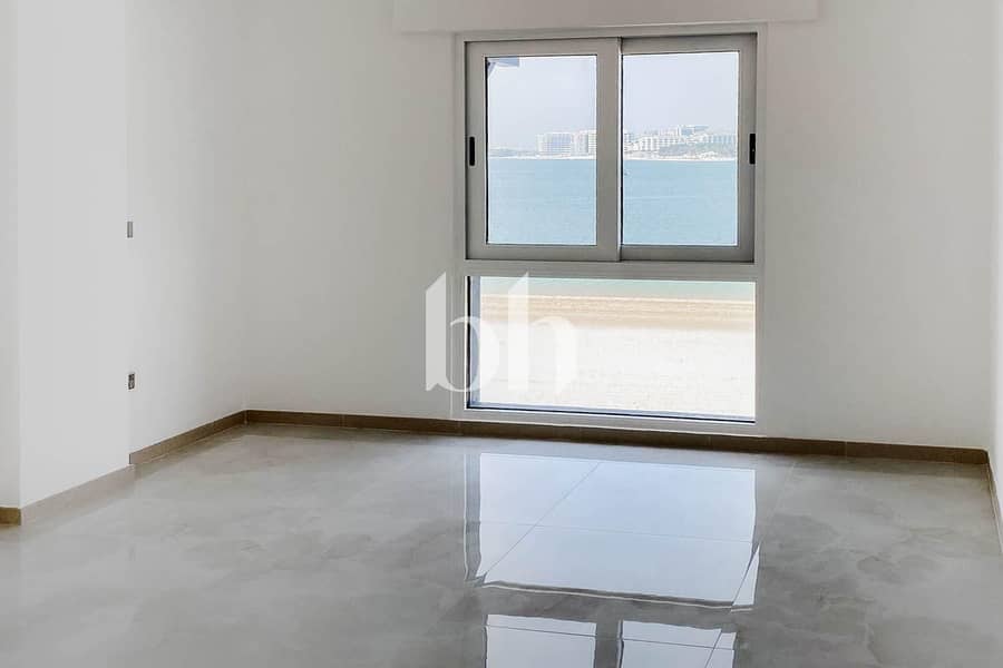 Luxury 5 Bed Villa at Palma Residence, Beach Front - Image 13