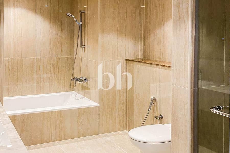 Luxury 5 Bed Villa at Palma Residence, Beach Front - Image 20