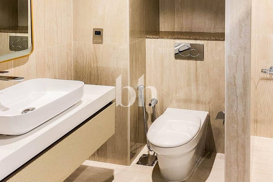 Luxury 5 Bed Villa at Palma Residence, Beach Front - Image 21