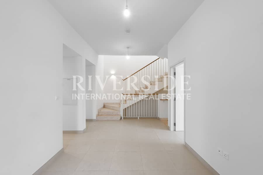 Single Row | Beachfront backing | Vacant | Semi Detached - Image 6