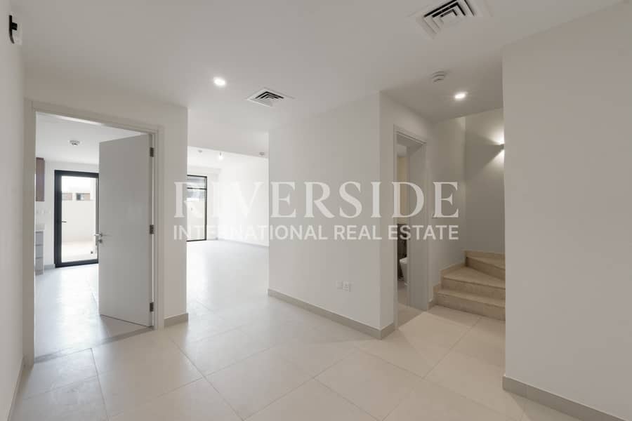 Single Row | Beachfront backing | Vacant | Semi Detached - Image 7