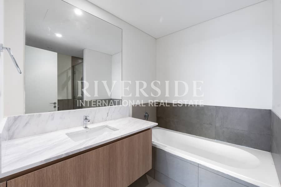 Single Row | Beachfront backing | Vacant | Semi Detached - Image 14