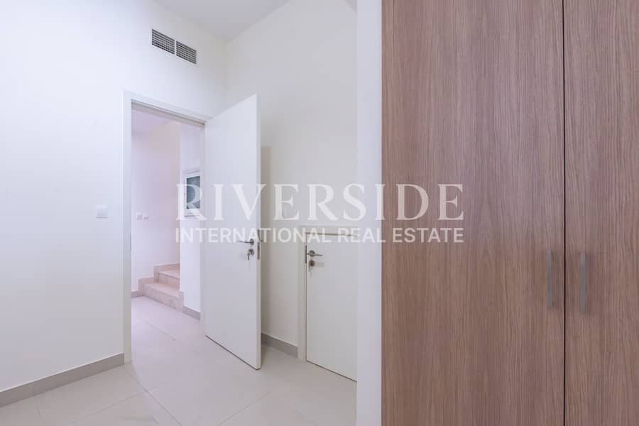 Single Row | Beachfront backing | Vacant | Semi Detached - Image 23