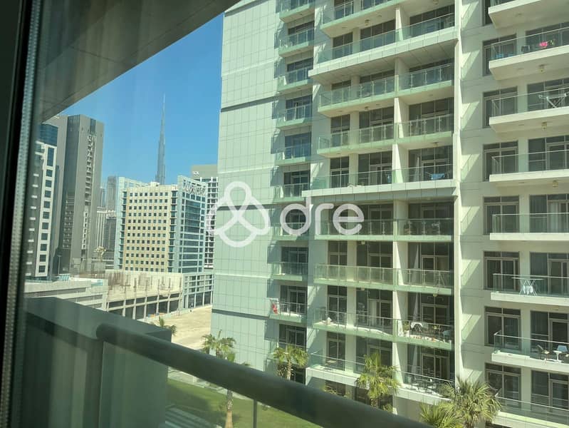 Fully Furnished I Luxury Living I Well Maintained - Image 9