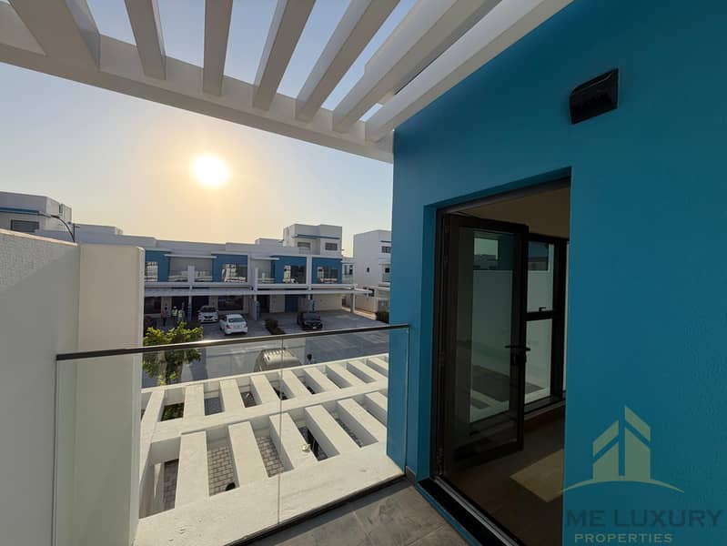 Close to Park-Central Hub | Brand New | Vacant - Image 15