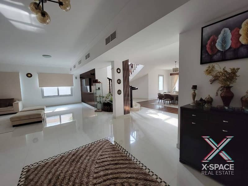 HUGE VILLA FOR SALE / BIG YARD / WELL MAINTAINED - Image 14