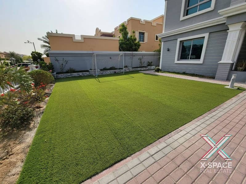 HUGE VILLA FOR SALE / BIG YARD / WELL MAINTAINED - Image 16