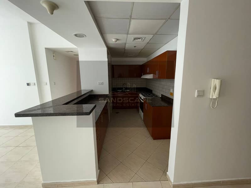 Elegant 2-BEDROOM FOR SALE In skycourts Tower - Image 8