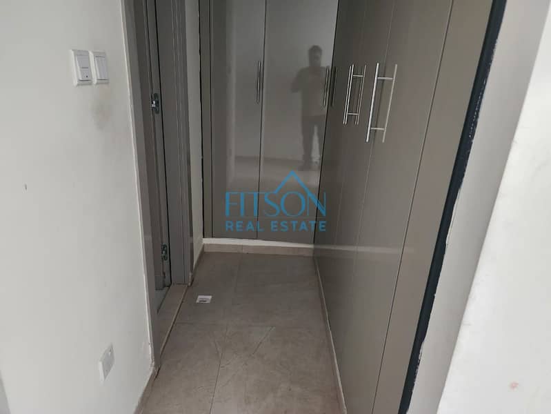 NEARBY METRO | CHILLER FREE | VACANT - Image 8