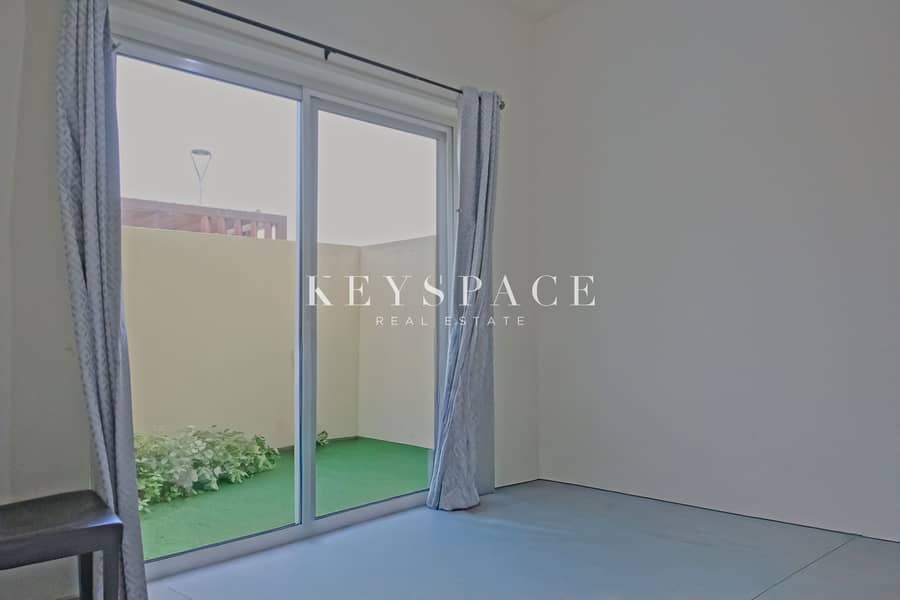 ELEGANT 3BR STACKED HOUSE l GROUND FLOOR UNIT l NEAR TO PARK - Image 15