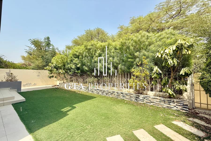 Camel Track | End Unit | Ready to Move in