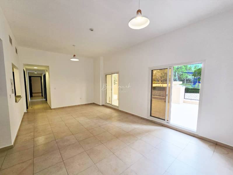 Vacant | Ground Floor Corner 3BR+ Maids | Vastu