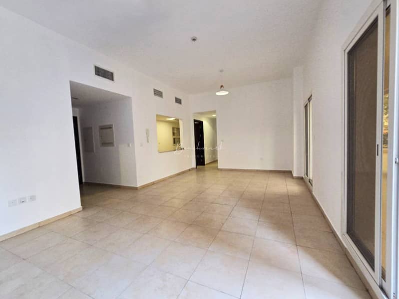 Vacant | Ground Floor Corner 3BR+ Maids | Vastu - Image 6