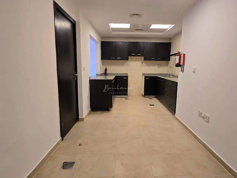 Vacant | Ground Floor Corner 3BR+ Maids | Vastu - Image 9