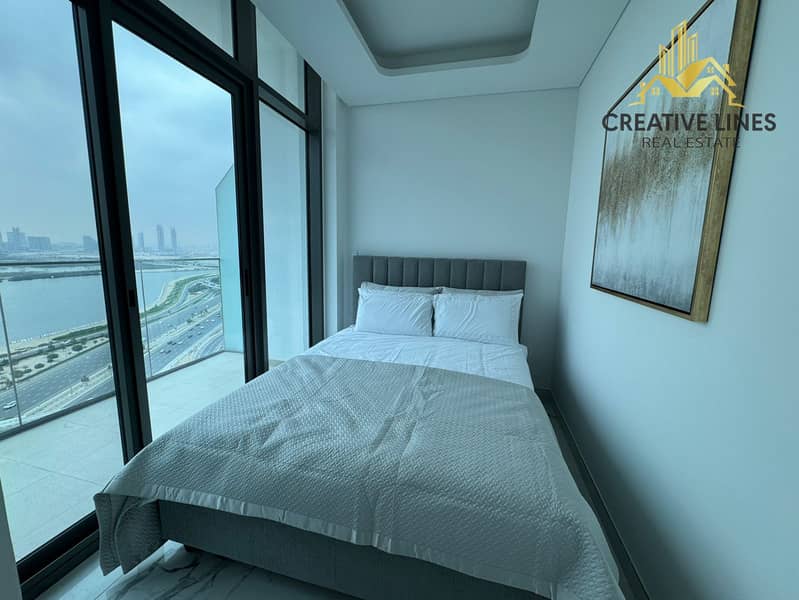 Biggest layout | Luxurious furniture | 3BR Fully Burj Khalifa view - Image 7