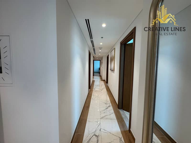 Biggest layout | Luxurious furniture | 3BR Fully Burj Khalifa view - Image 14