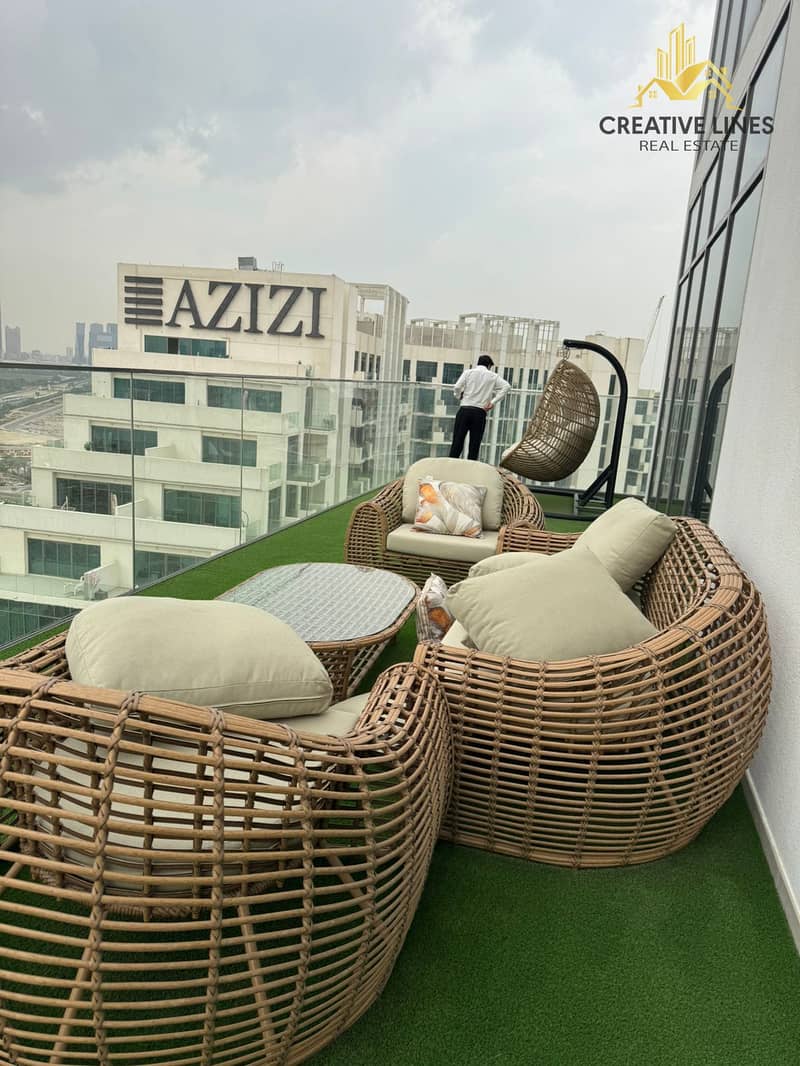 Biggest layout | Luxurious furniture | 3BR Fully Burj Khalifa view - Image 25