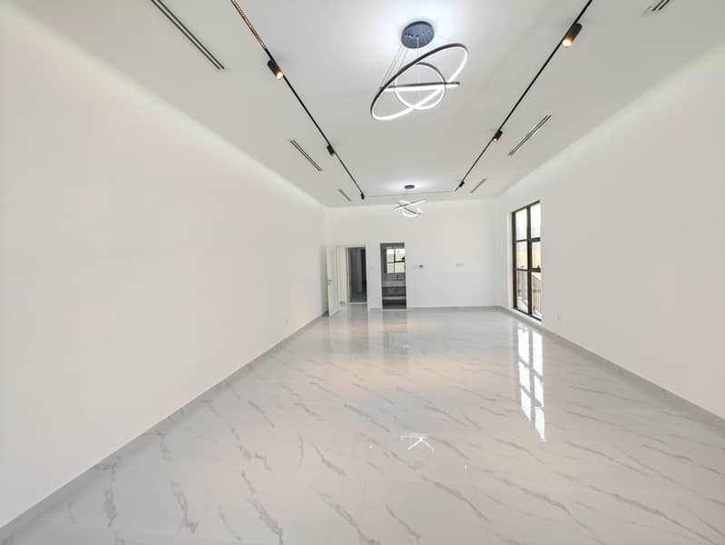 Spacious 5BHK Villa | Maid Room | Al Awir