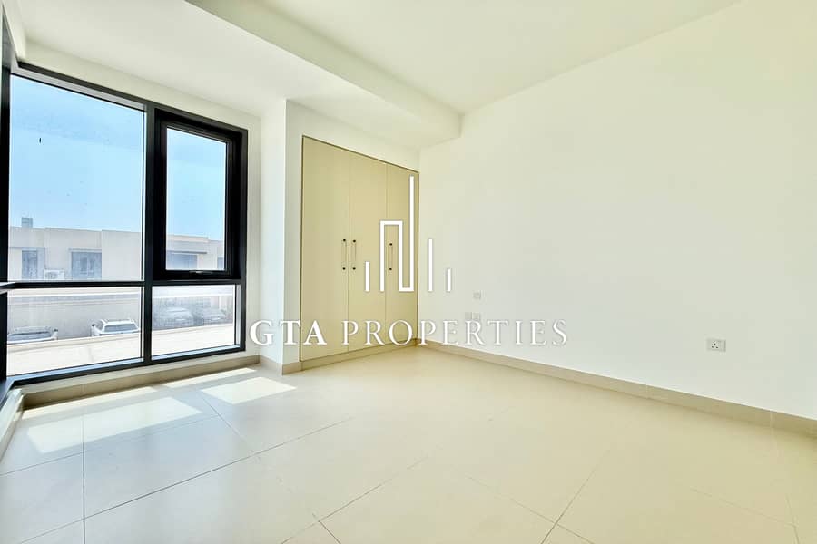 Camel Track | End Unit | Ready to Move in - Image 14