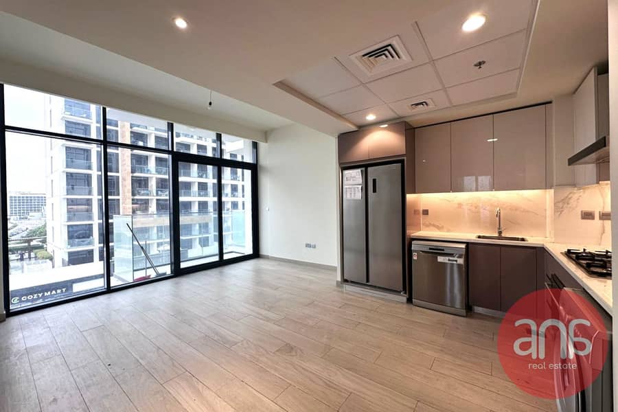 VACANT | CHILLER FREE | PRIME LOCATION