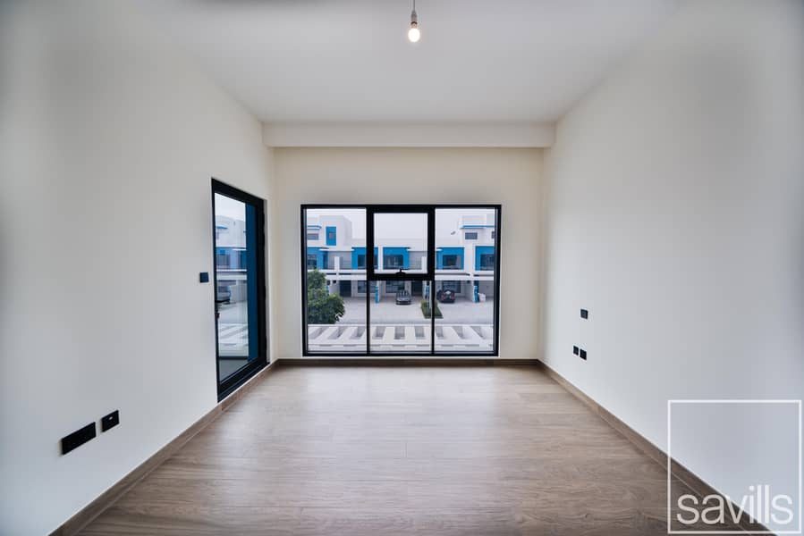 Skyline Retreat | Luxurious Villa | Beach Access - Image 8