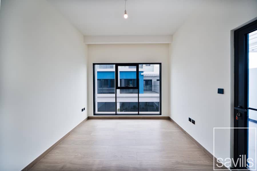 Skyline Retreat | Luxurious Villa | Beach Access - Image 14