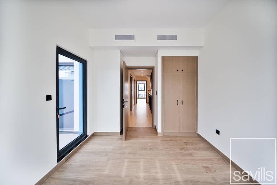 Skyline Retreat | Luxurious Villa | Beach Access - Image 15