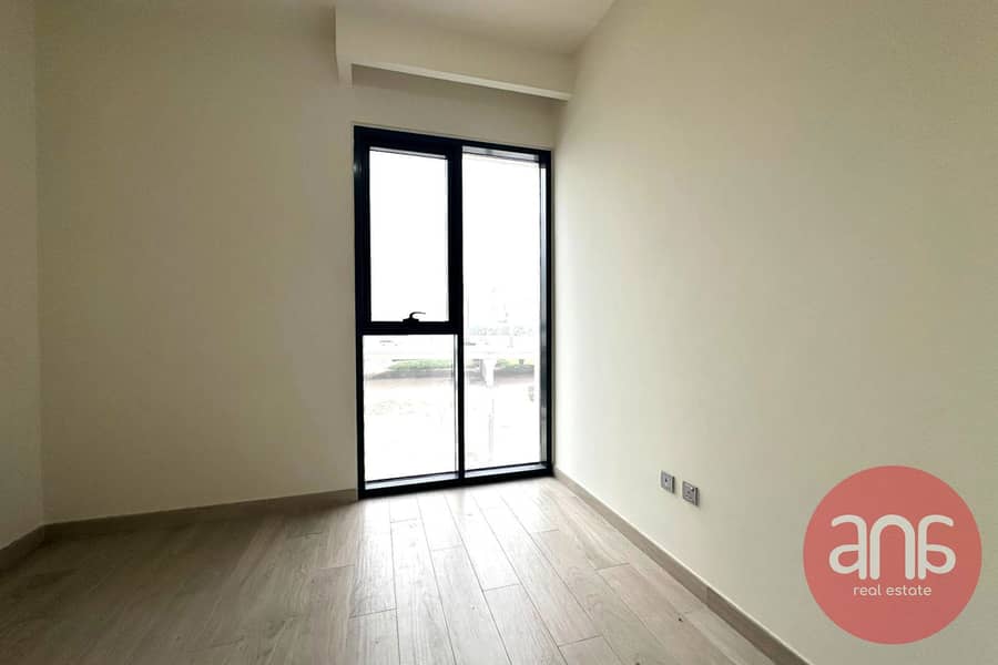 VACANT | CHILLER FREE | PRIME LOCATION