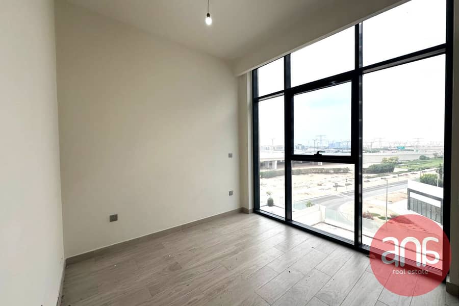 VACANT | CHILLER FREE | PRIME LOCATION - Image 7