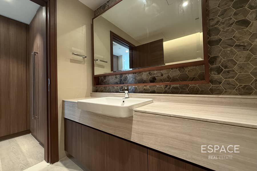 Unfurnished 2 BR Plus Maids | Prime Canal View | Downtown - Image 9