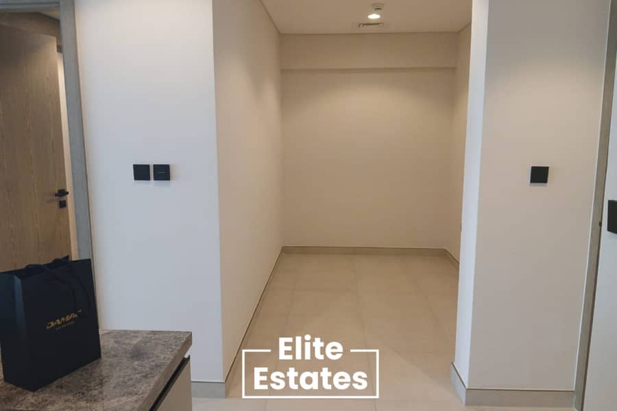 Spacious 1BR | Golf Community | Flexible Chueques - Image 11