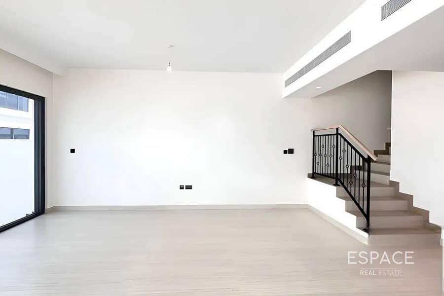 Brand New | Exclusive | Motivated