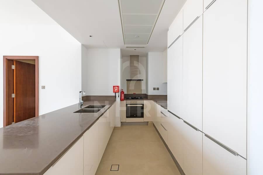 Community Expert | Sea and Marina View | Unfurnished