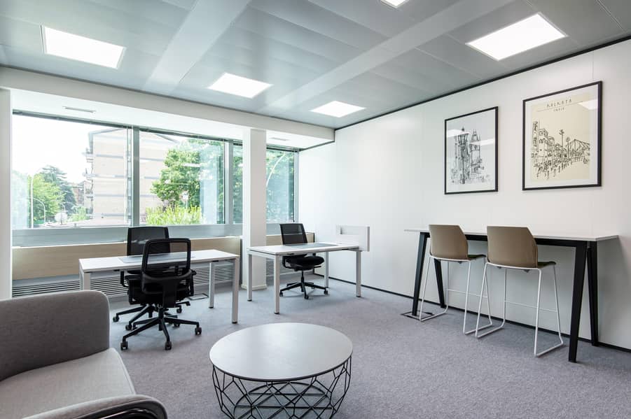 10 Regus EUR Woliba 5852 Rome Italy Large Office 2. jpg