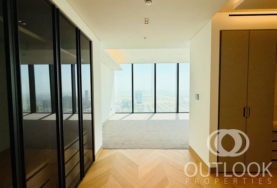 Urgent Sale I Luxury Penthouse I Palm and SZR View - Image 14