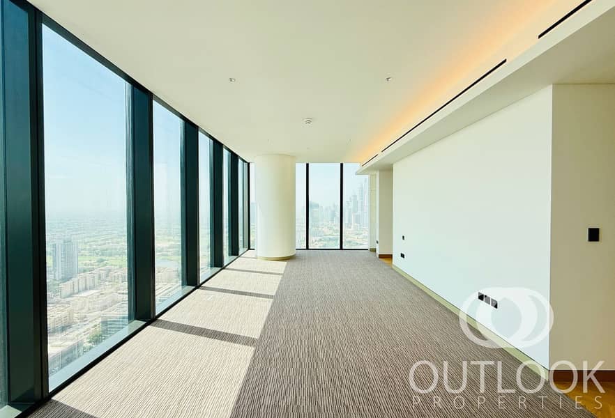 Urgent Sale I Luxury Penthouse I Palm and SZR View - Image 18