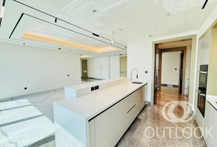 Urgent Sale I Luxury Penthouse I Palm and SZR View - Image 29