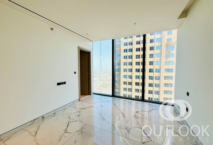 Urgent Sale I Luxury Penthouse I Palm and SZR View - Image 42