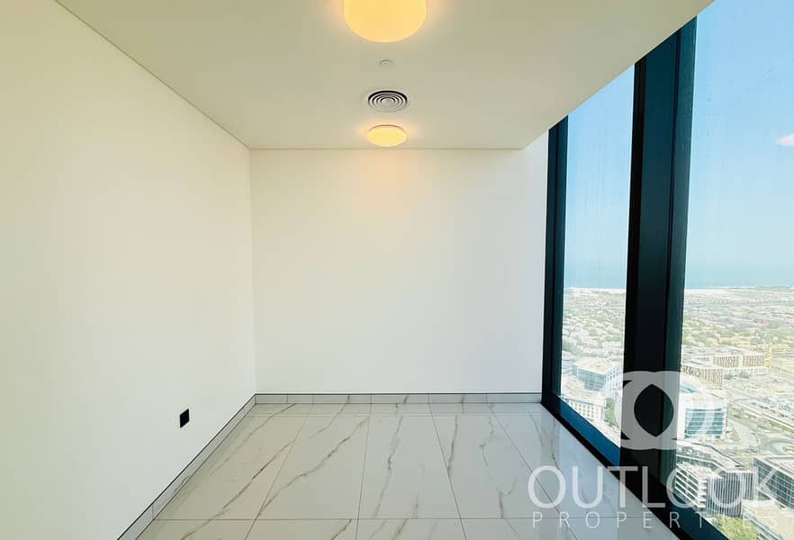 Urgent Sale I Luxury Penthouse I Palm and SZR View - Image 43
