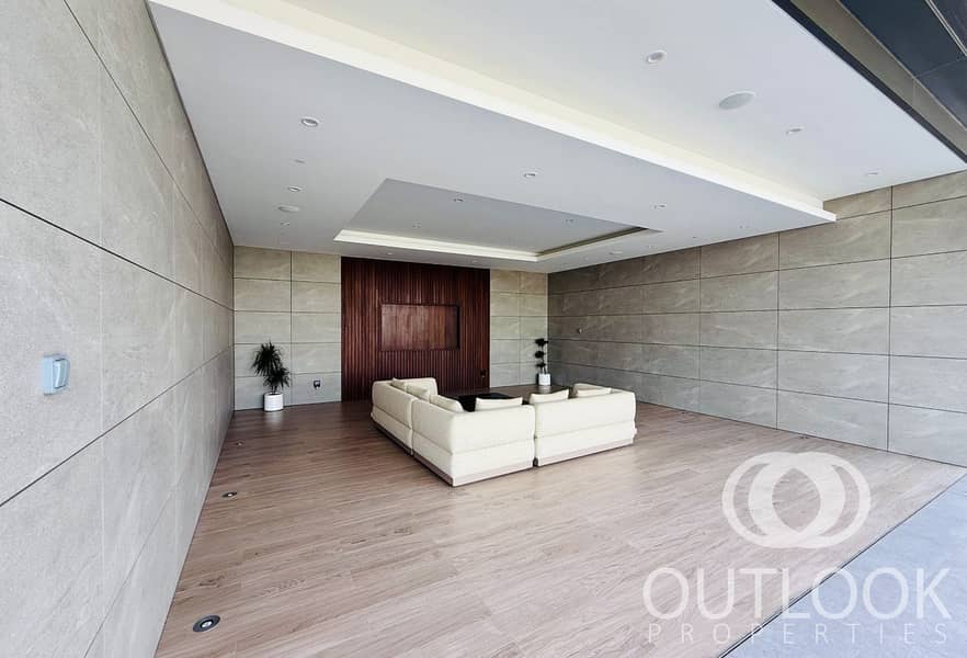 Urgent Sale I Luxury Penthouse I Palm and SZR View - Image 58