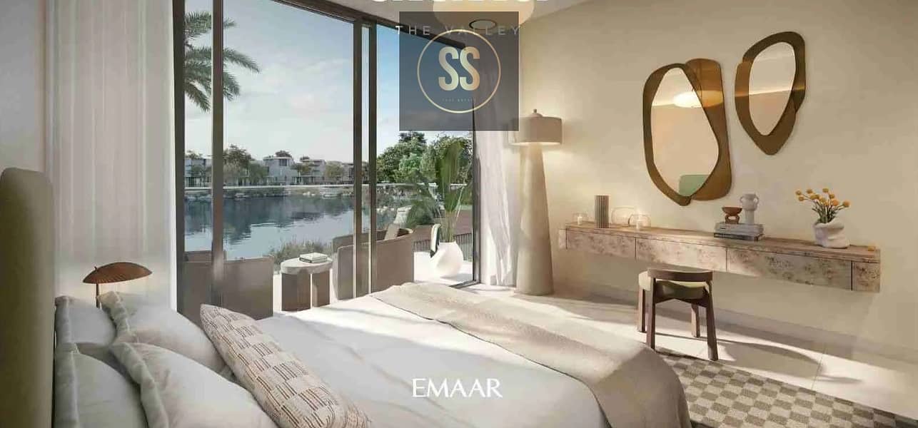 High-Potential I Lagoon-Facing I 4BR Villa | Prime Location - Image 8