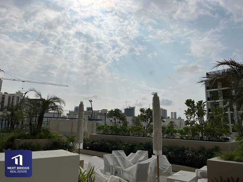 Spacious | Available | Huge Layout - Image 10