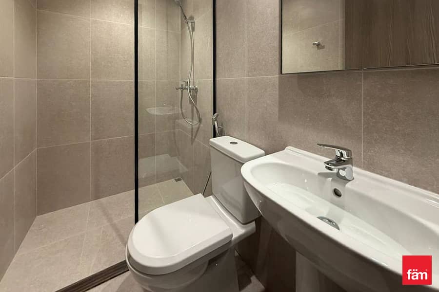 Ready to Move In | Best Layout | Canal View - Image 19