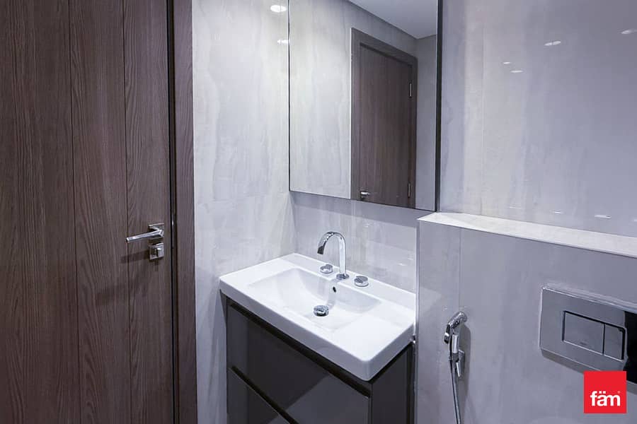 Ready to Move In | Best Layout | Canal View - Image 23